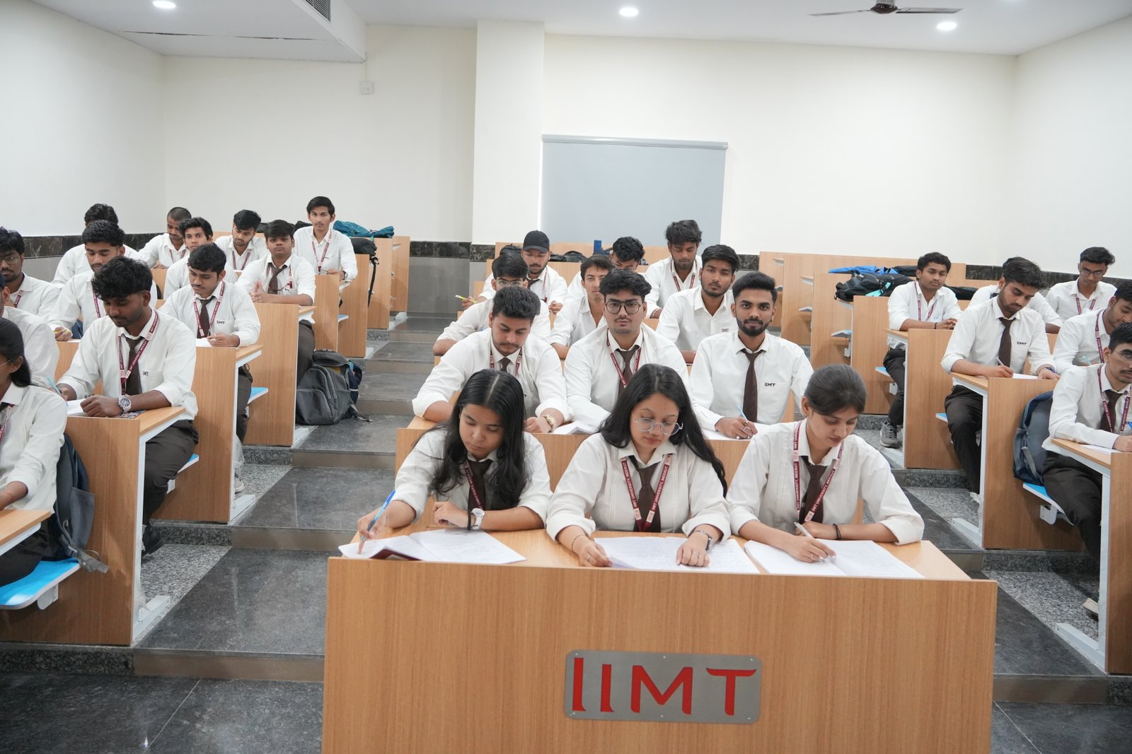 Best MBA Colleges in Greater Noida